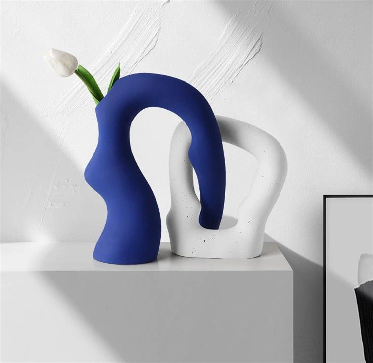 INSスタイル 陶磁器 リビング 異形 芸術 花瓶 置物 玄関 酒箱 装飾 家庭 クリエイティブ オシャレ INSスタイル 陶磁器 リビング 異形 芸術 花瓶 置物 玄関 酒箱 装飾 家庭 クリエイティブ オシャレ