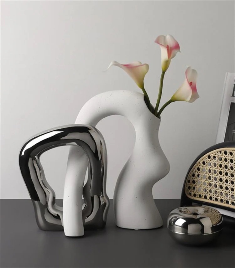 INSスタイル 陶磁器 リビング 異形 芸術 花瓶 置物 玄関 酒箱 装飾 家庭 クリエイティブ オシャレ INSスタイル 陶磁器 リビング 異形 芸術 花瓶 置物 玄関 酒箱 装飾 家庭 クリエイティブ オシャレ
