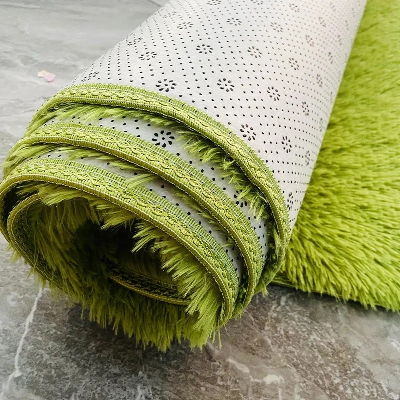 ふわふわの柔らかい緑のリビングルームのカーペット 子供部屋用の大きくて柔らかいカーペット Grass green carpet 80X200cm