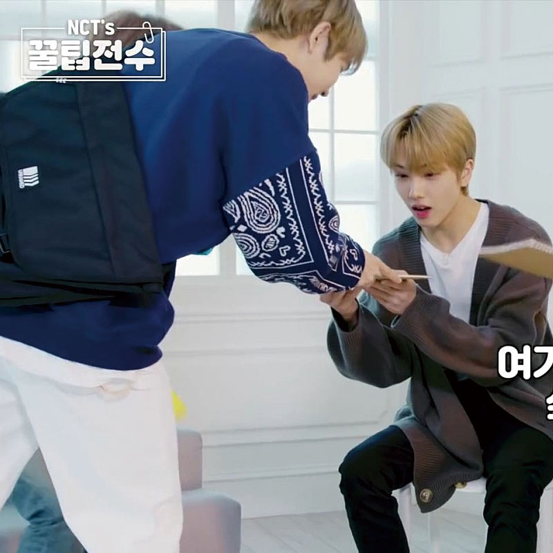 [UNNAMED] BG20003 Scotch Point Messenger Bag