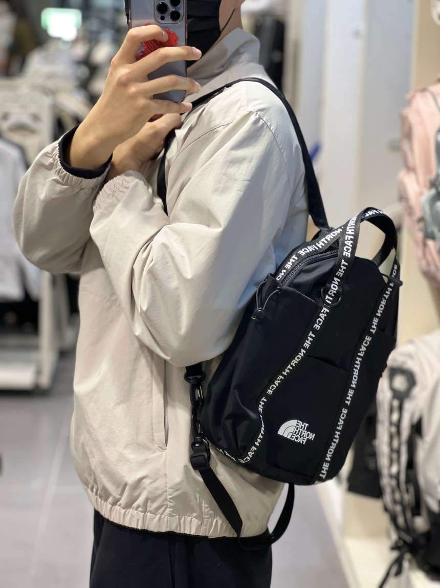 W MULTI PACK 2色 新学期 カジュアルバッグ 新商品 韓国人気 日常用 旅行用 男女共用 日常服 W MULTI PACK 2色 新学期 カジュアルバッグ 新商品 韓国人気 日常用 旅行用 男女共用 日常服