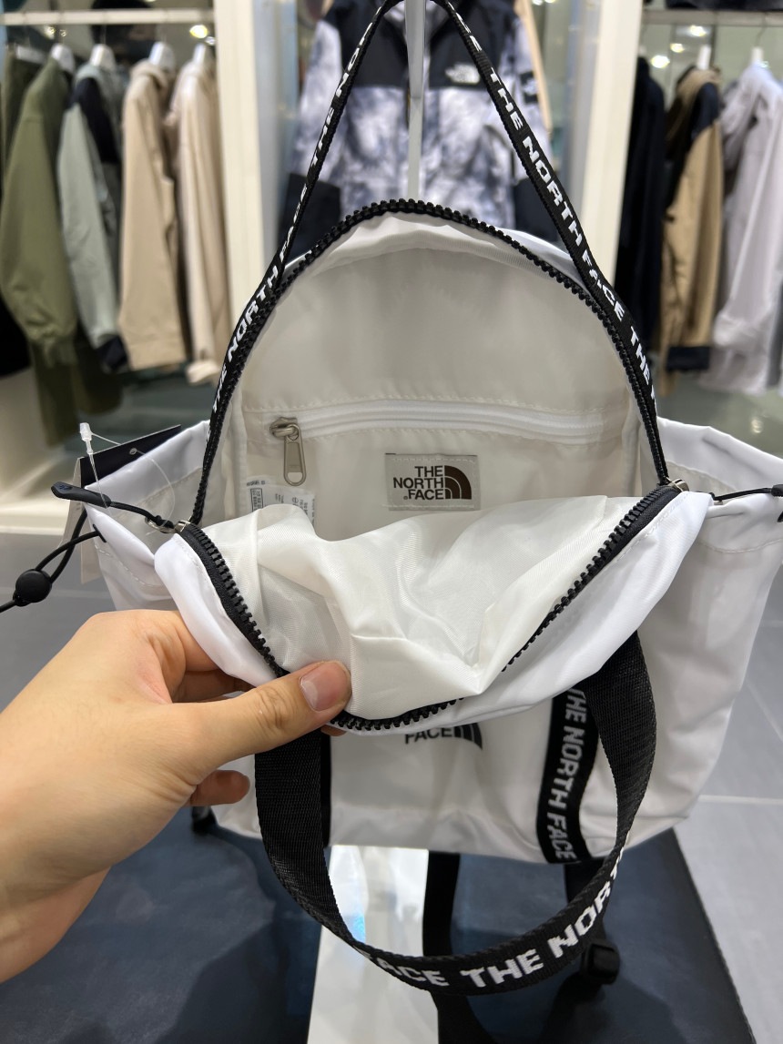 W MULTI PACK 2色 新学期 カジュアルバッグ 新商品 韓国人気 日常用 旅行用 男女共用 日常服 W MULTI PACK 2色 新学期 カジュアルバッグ 新商品 韓国人気 日常用 旅行用 男女共用 日常服