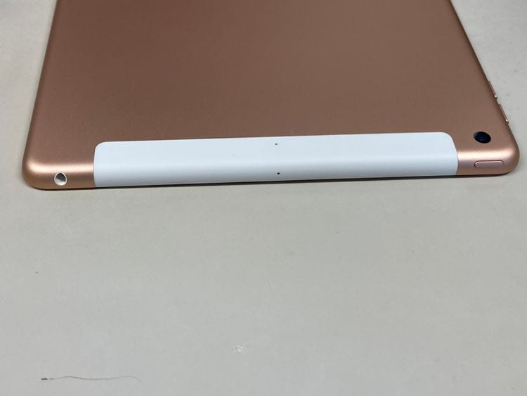 送料無料 美品 電池90％ SIMフリー iPad 第7世代 128GB Gold 【公式通販】