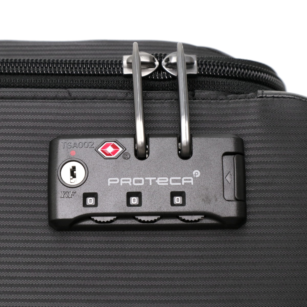 正規品10年保証 スーツケース Feena RF キャリーケース 29L Sサイズ 1泊 1泊2日 機内持ち込み TSロック フロントオープン 日本製 12823