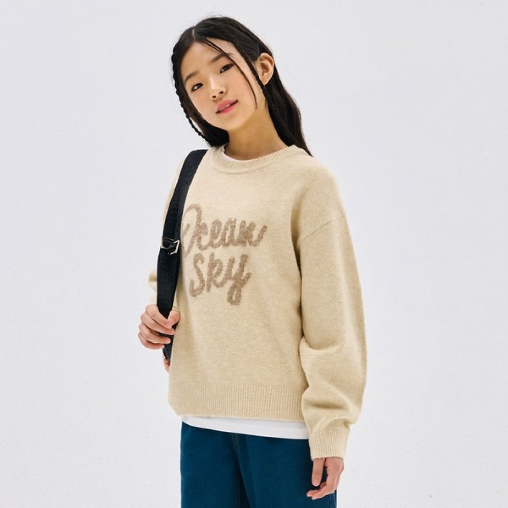 (オーシャンスカイ)女の子用レタリングポイントセーター-DFJG5273D05 (オーシャンスカイ)女の子用レタリングポイントセーター-DFJG5273D05