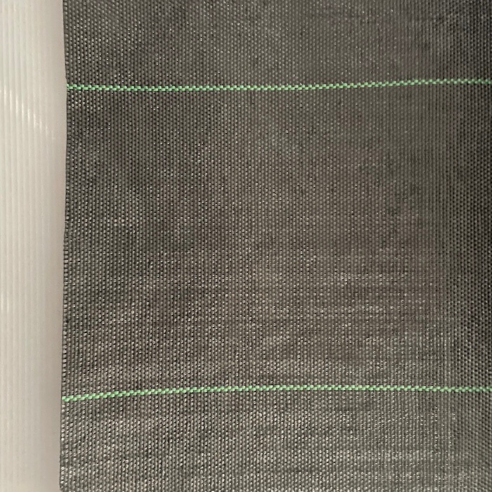 法人様限定 ルンルンシート 黒黒 4.0m100m 防草シート 農用 草抑え 除草シート 雑草防止 雑草対策 野菜 果物 畑 農業 農園 マルチング 法人様限定 ルンルンシート 黒黒 4.0m100m 防草シート 農用 草抑え 除草シート 雑草防止 雑草対策 野菜 果物 畑 農業 農園 マルチング