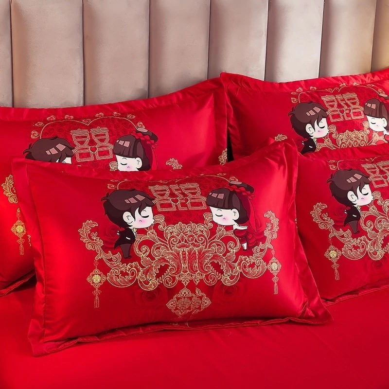 今の流行シンプルな結婚式赤大柄キルトカバーシートスタイル 4 点セット新婚キルト寝具 今の流行シンプルな結婚式赤大柄キルトカバーシートスタイル 4 点セット新婚キルト寝具