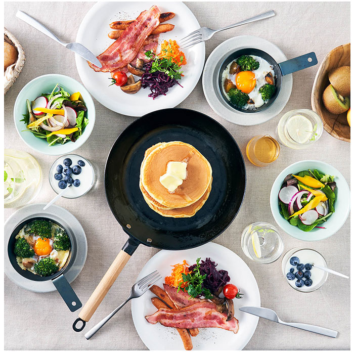 like-it ライクイット フライパン 通販 26cm 鉄フライパン オーブンでも使える鉄フライパン PAN-01 持ち手 キャンプ IH ガス火 オーブン 魚焼きグリル トースター アウトドア 日