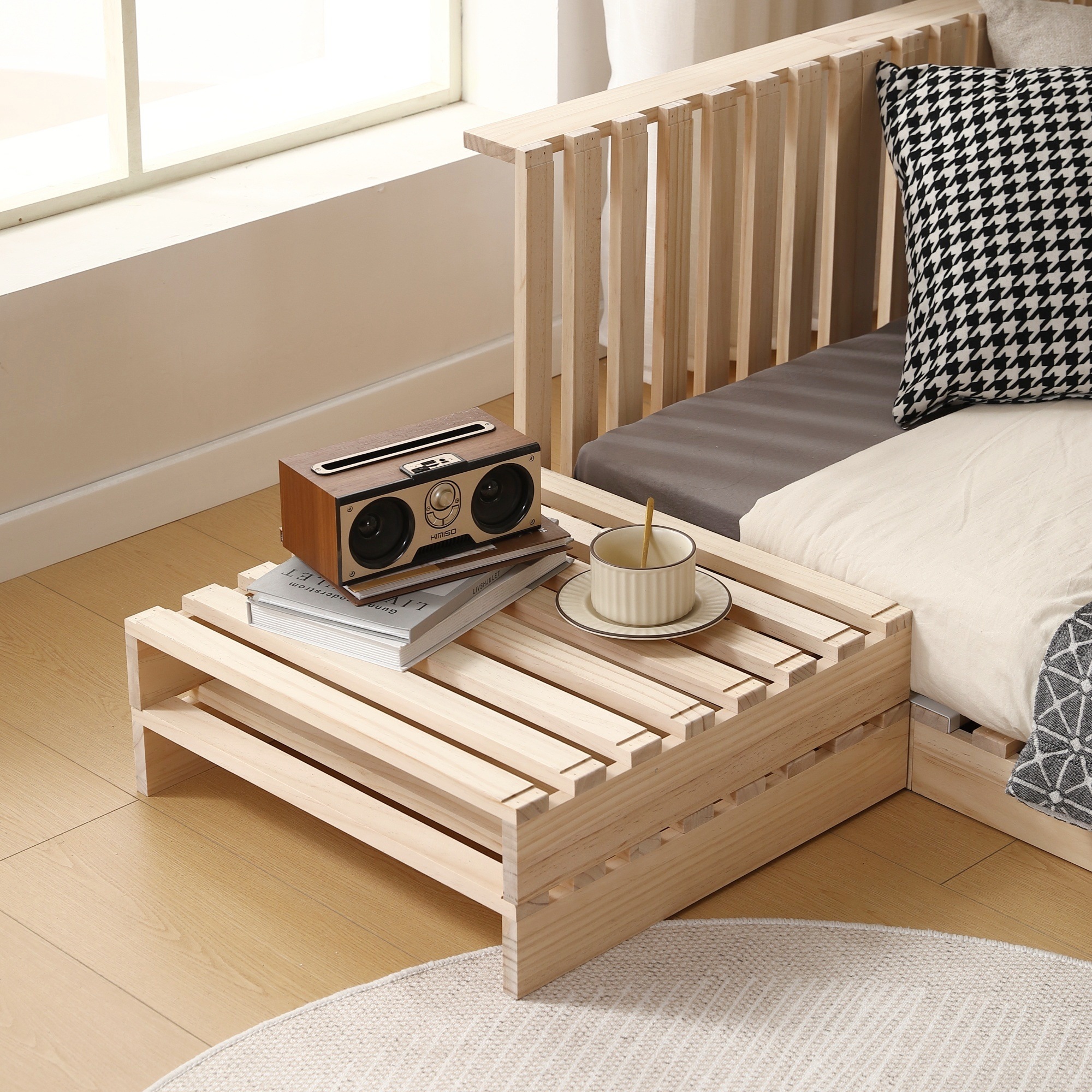 183パレットベッド 8枚セット すのこベッド コンセント付き 天然パイン