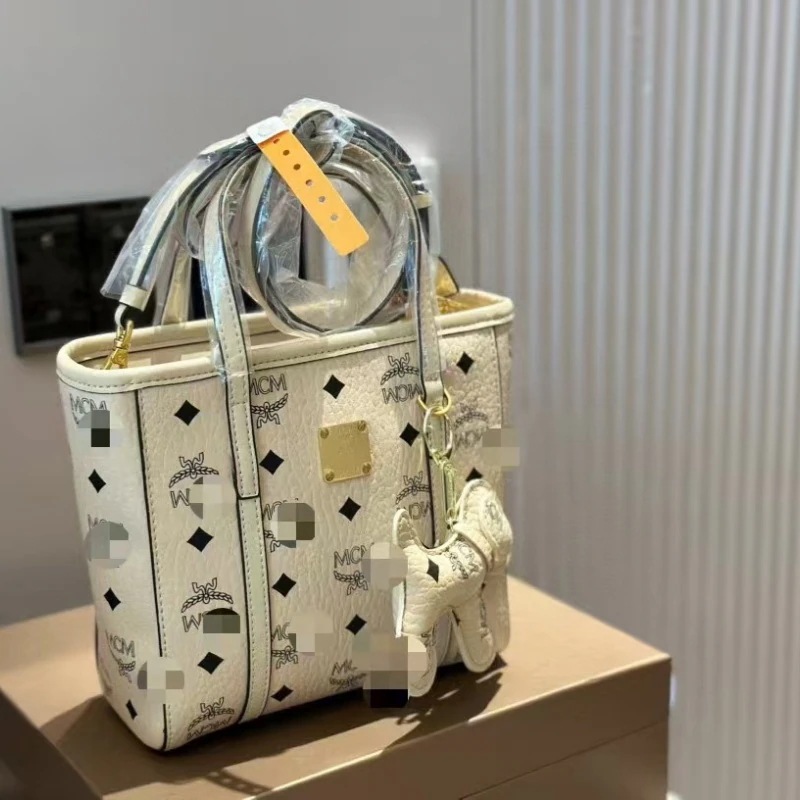 【激安本日限定】韓国ショルダーバッグ おしゃれ 高级感 気質 本革 ポーチ付き バケツ型 ワンハンドル トートバッグ ハンドバッグ レディース 韓国ファッション 無地 百掛け 通勤 通学