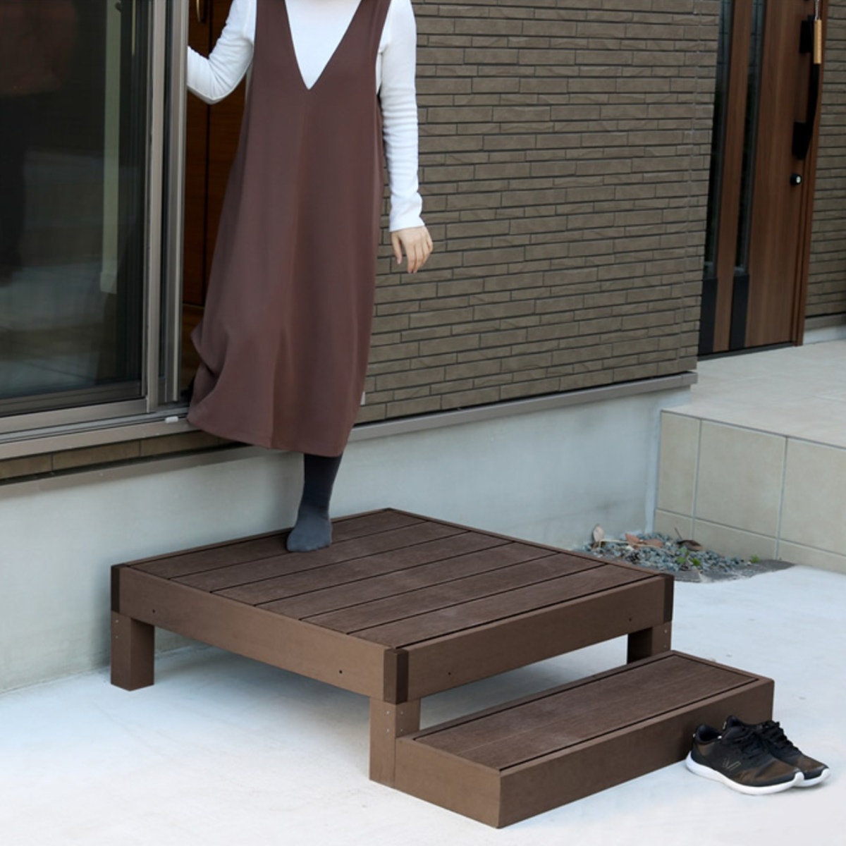 人工木ウッドデッキ ecofeel エコフィール 8台 ステップ・フェンスセット 2坪 ガーデンデッキ 人工木デッキ 人工木 DIY 縁台 ぬれ縁 90x90cm セット 掃き出し窓 連結