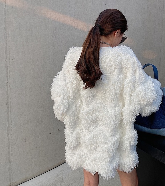 トップス 袖あり 長袖 ラウンドネック もこもこ モコモコ ふわふわ ファー フェイクファー 厚手 異素材MIX かわいい 大人可愛い シンプル 上品 おしゃれ 大人可愛い 大人女子 キュート 個性的 トップス 袖あり 長袖 ラウンドネック もこもこ モコモコ ふわふわ ファー フェイクファー 厚手 異素材MIX かわいい 大人可愛い シンプル 上品 おしゃれ 大人可愛い 大人女子 キュート 個性的