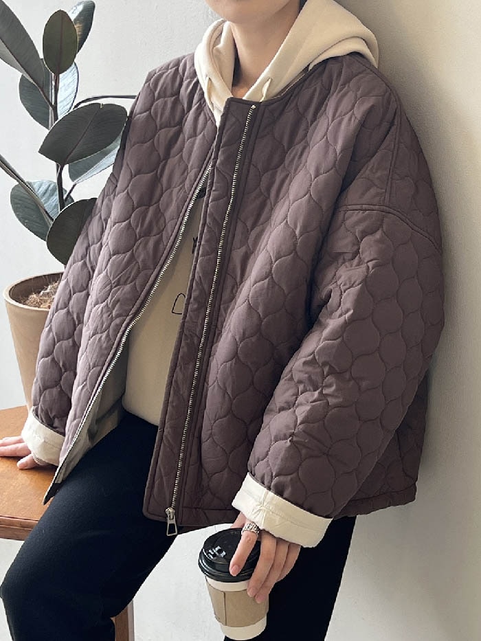 キルティング ジャケット レディース 秋 冬 ノーカラー キルティングジャケット 中綿 軽い 薄手 アウター コート ジャケット ふんわり スッキリ 大きいサイズ 大人 シンプル 着回し 防寒 上品