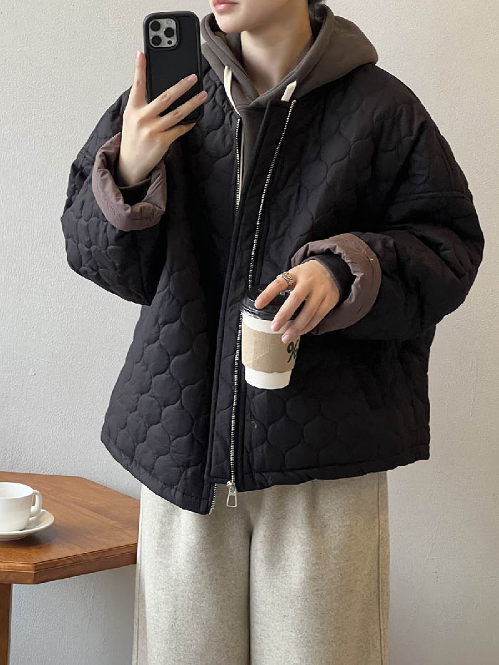 キルティング ジャケット レディース 秋 冬 ノーカラー キルティングジャケット 中綿 軽い 薄手 アウター コート ジャケット ふんわり スッキリ 大きいサイズ 大人 シンプル 着回し 防寒 上品