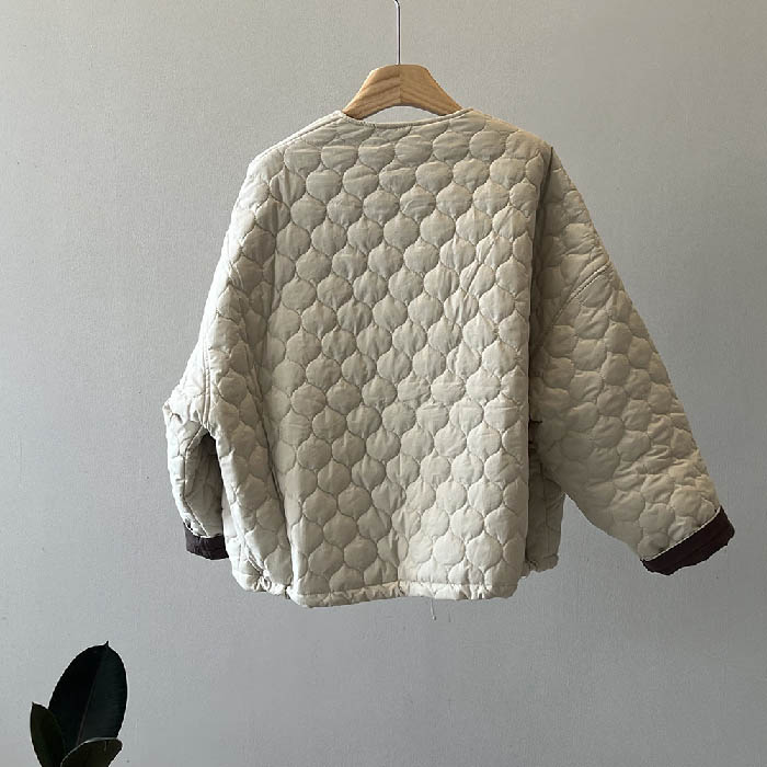 キルティング ジャケット レディース 秋 冬 ノーカラー キルティングジャケット 中綿 軽い 薄手 アウター コート ジャケット ふんわり スッキリ 大きいサイズ 大人 シンプル 着回し 防寒 上品
