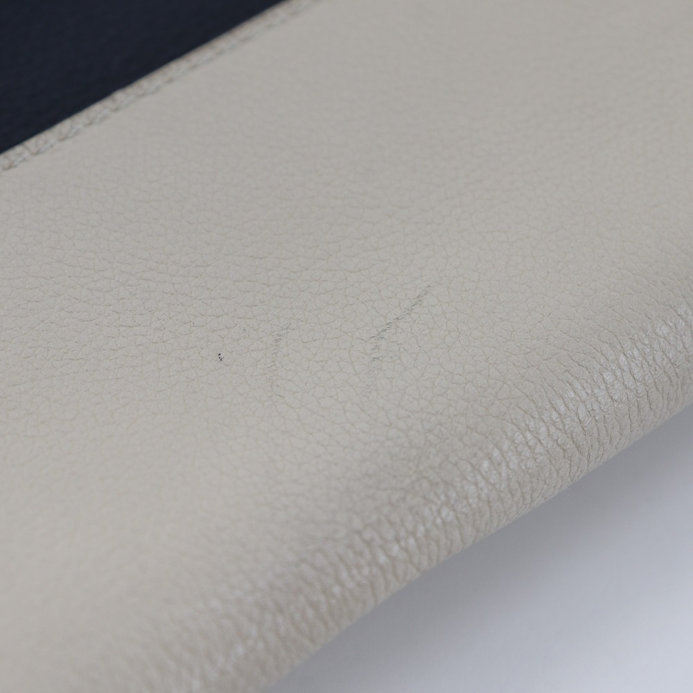 ロックミーMM M50191 トートバッグ カーフ 黒 ベージュ DU0185 レディース 中古品 ロックミーMM M50191 トートバッグ カーフ 黒 ベージュ DU0185 レディース 中古品