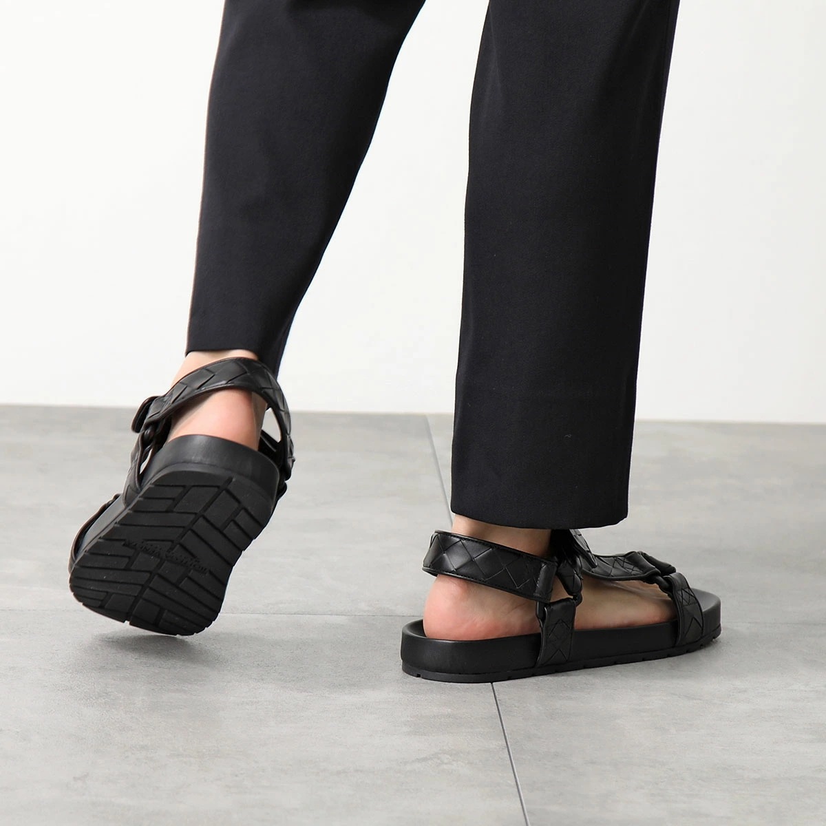 BOTTEGA VENETA ボッテガヴェネタ サンダル TRIP トリップ 775305 V3HB0 メンズ イントレチャート レザー スリングバッグ シュー