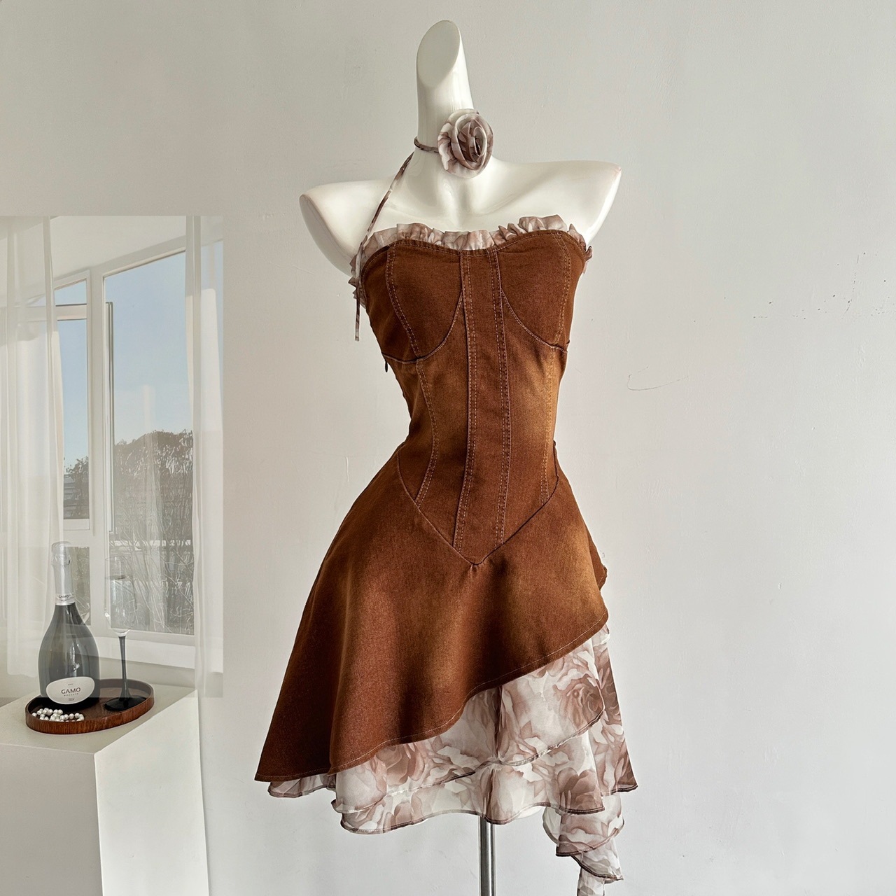 【急速出荷】山海濃厚ココアフレンチロマンティックデザイン感デニム胸ぬぐいワンピース女 【急速出荷】山海濃厚ココアフレンチロマンティックデザイン感デニム胸ぬぐいワンピース女