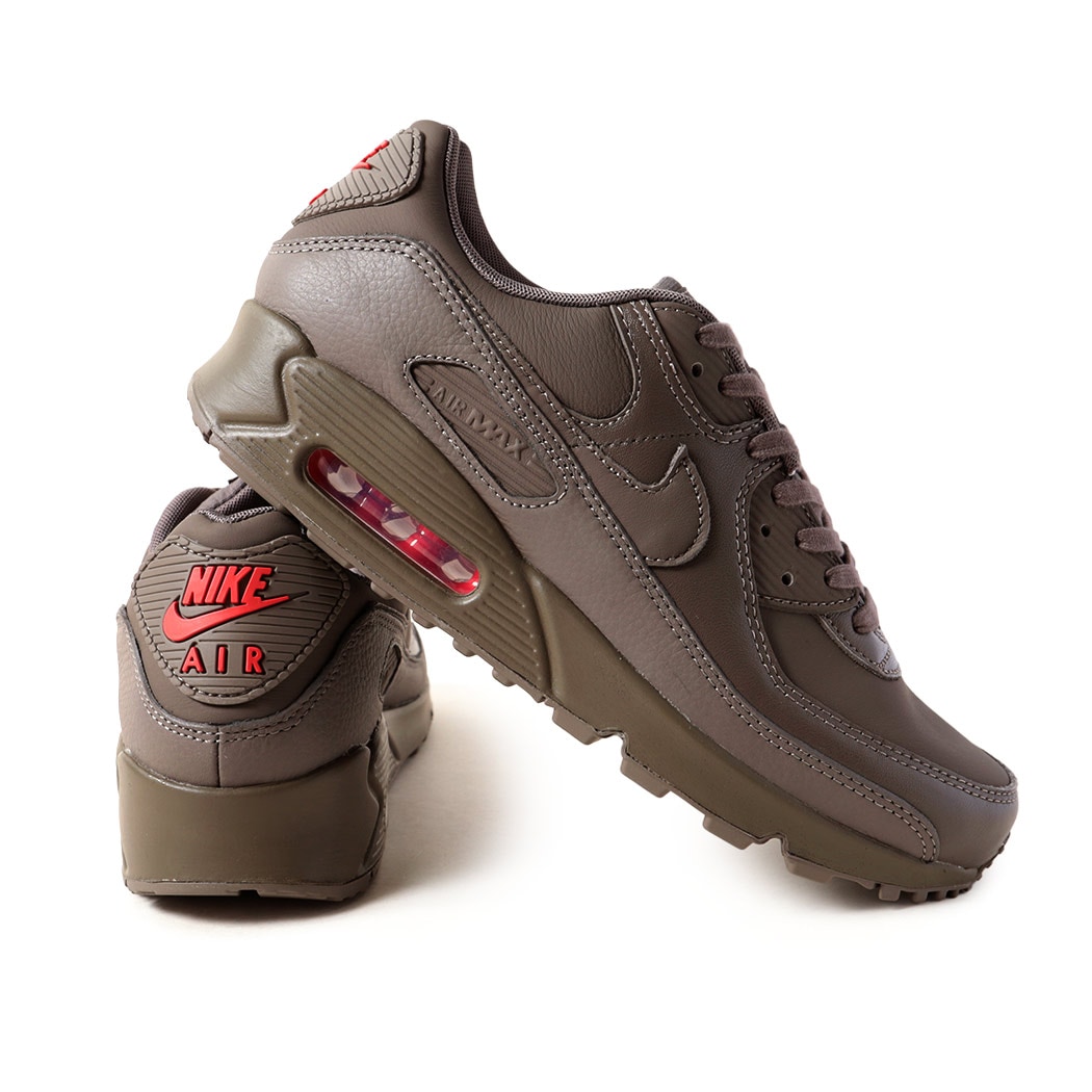 NIKE ナイキ エアマックス 90 スニーカー AIR MAX 90 ESS+ CAVE STONE/ADOBE ( ブラウン 茶色 メンズ IH2063-201 ) NIKE ナイキ エアマックス 90 スニーカー AIR MAX 90 ESS+ CAVE STONE/ADOBE ( ブラウン 茶色 メンズ IH2063-201 )
