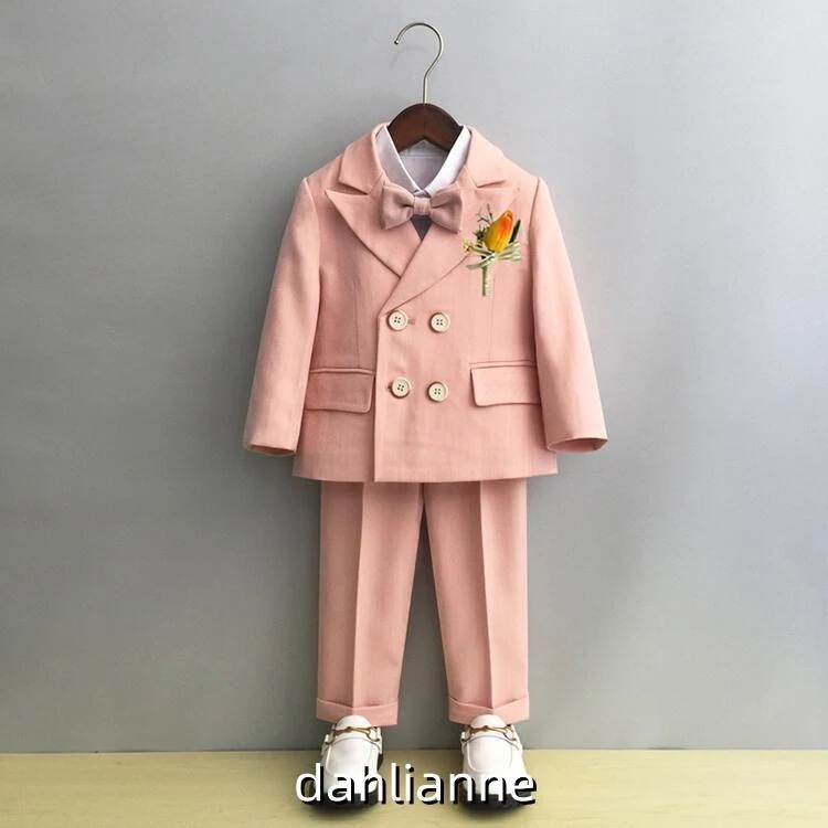 【新作登場】キャンペーン5点セット キッズスーツ ジャケット ズボン ベスト 蝶ネクタイ コサージュ スーツ 長袖 子供服 男の子 キッズ スーツセット おしゃれ フォーマル お面接 お受験 【新作登場】キャンペーン5点セット キッズスーツ ジャケット ズボン ベスト 蝶ネクタイ コサージュ スーツ 長袖 子供服 男の子 キッズ スーツセット おしゃれ フォーマル お面接 お受験