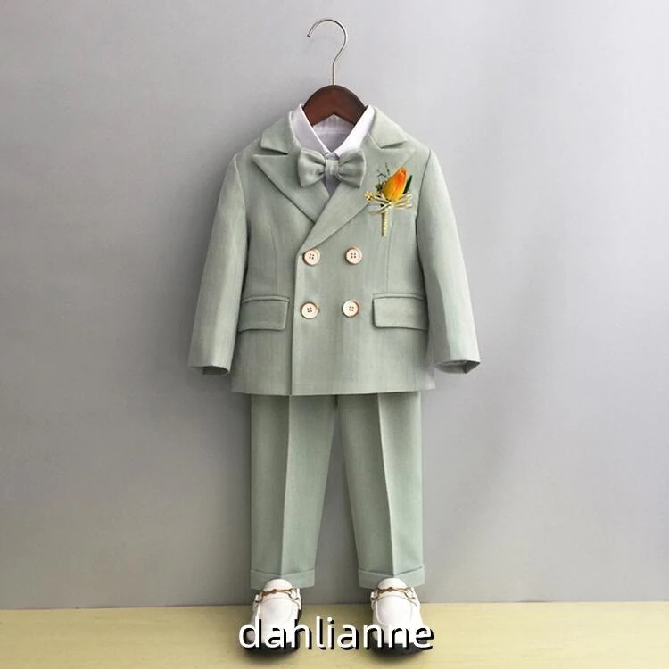 【新作登場】キャンペーン5点セット キッズスーツ ジャケット ズボン ベスト 蝶ネクタイ コサージュ スーツ 長袖 子供服 男の子 キッズ スーツセット おしゃれ フォーマル お面接 お受験 【新作登場】キャンペーン5点セット キッズスーツ ジャケット ズボン ベスト 蝶ネクタイ コサージュ スーツ 長袖 子供服 男の子 キッズ スーツセット おしゃれ フォーマル お面接 お受験