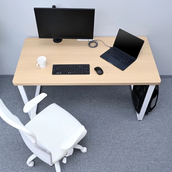 デスク パソコンデスク PCデスク 幅140cm 奥行70cm ハイグレード天板 電源タップ付き デスク パソコンデスク PCデスク 幅140cm 奥行70cm ハイグレード天板 電源タップ付き