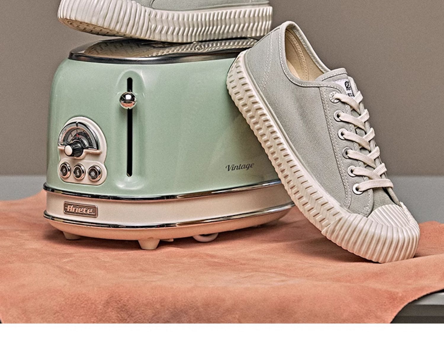 【2枚購入で100円OFF】エクセルシオール スニーカー レディース シューズ メンズ BTS着用モデル 韓国 ブランド 靴 おしゃれ ローカット ホワイト ブラック ベージュ グレー EXCELSI