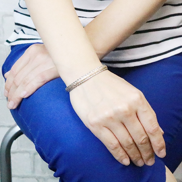 レディース バングル サージカルステンレス ハワイアン 彫柄 リーフ スクロール プルメリア レディース バングル サージカルステンレス ハワイアン 彫柄 リーフ スクロール プルメリア