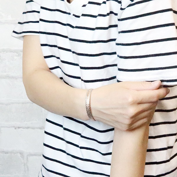 レディース バングル サージカルステンレス ハワイアン 彫柄 リーフ スクロール プルメリア レディース バングル サージカルステンレス ハワイアン 彫柄 リーフ スクロール プルメリア