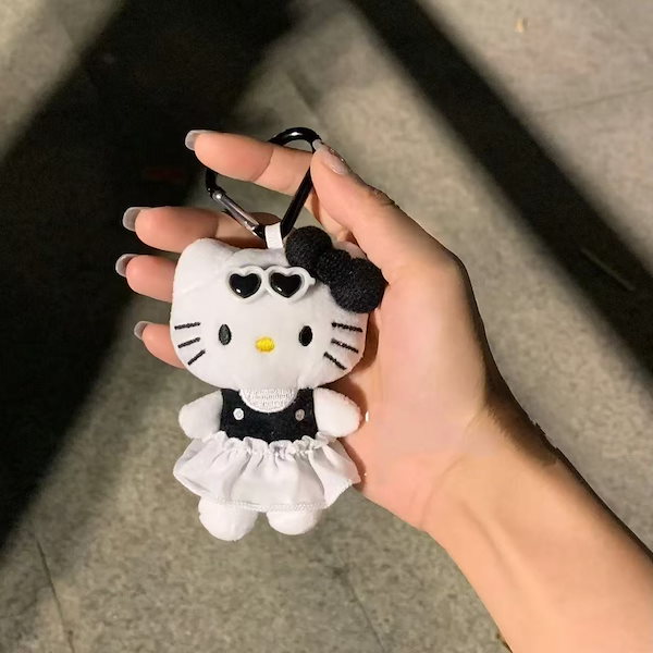 超激レア☆足長キティ　黒&金花サングラスぬいぐるみキーホルダー2点セット　非売品 超激レア☆足長キティ 黒&金花サングラスぬいぐるみキーホルダー2点