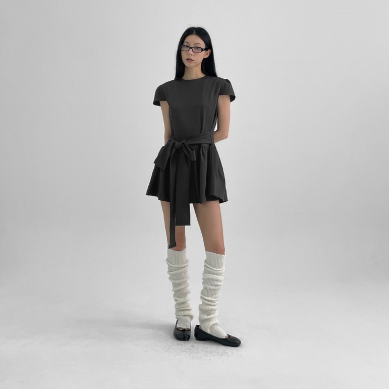 ブラックアップ ベンソ フレア リボン ミニワンピース