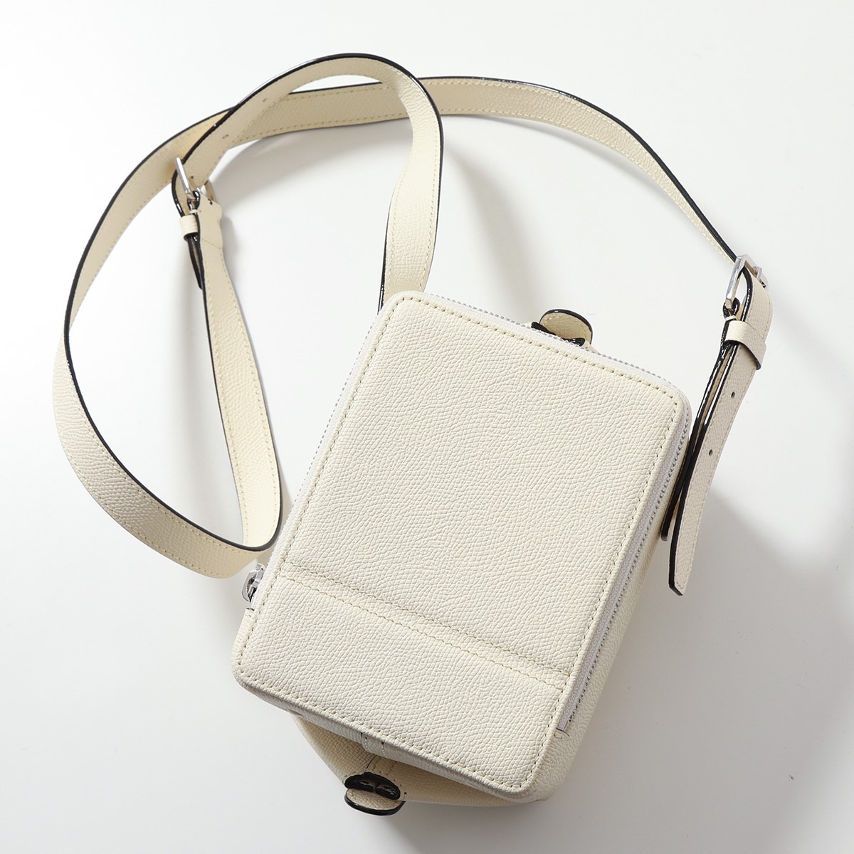 Valextra ヴァレクストラ ショルダーバッグ TRIC TRAC トリックトラック V5L24 028000W WBSR0024028LRL99 メンズ レザー 鞄 カラー2色