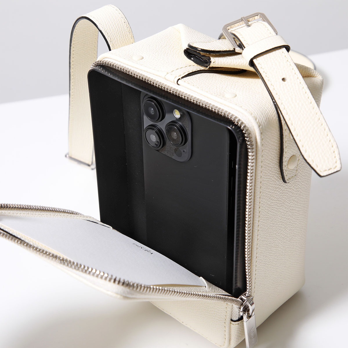 Valextra ヴァレクストラ ショルダーバッグ TRIC TRAC トリックトラック V5L24 028000W WBSR0024028LRL99 メンズ レザー 鞄 カラー2色