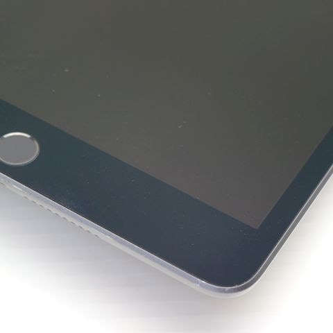 新品同様 iPad mini 5 Wi-Fi 256GB スペースグレイ 67 新品同様 iPad mini 5 Wi-Fi 256GB スペースグレイ 67