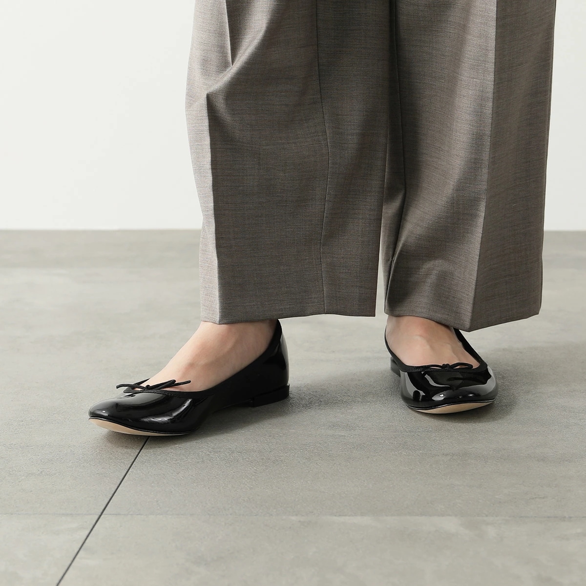 repetto レペット バレエシューズ VERNIS CENDRILLON AD BB べべ V086V レディース パテントレザー フラットパンプス 靴 カ 【mega】 repetto レペット バレエシューズ VERNIS CENDRILLON AD BB べべ V086V レディース パテントレザー フラットパンプス 靴 カ 【mega】