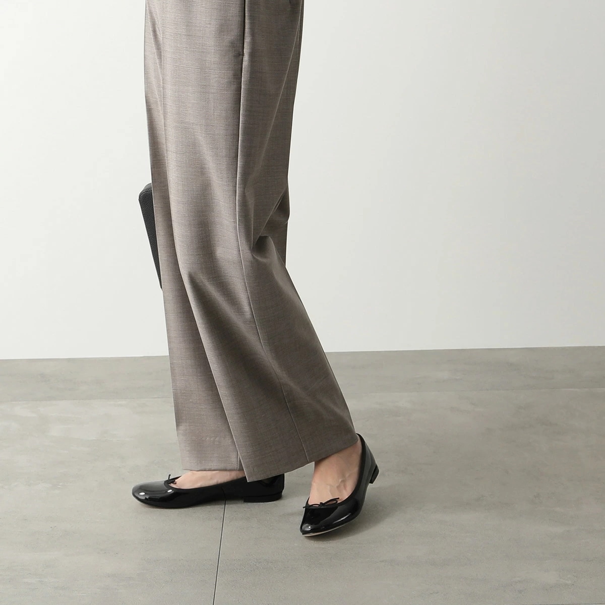 repetto レペット バレエシューズ VERNIS CENDRILLON AD BB べべ V086V レディース パテントレザー フラットパンプス 靴 カ 【mega】 repetto レペット バレエシューズ VERNIS CENDRILLON AD BB べべ V086V レディース パテントレザー フラットパンプス 靴 カ 【mega】