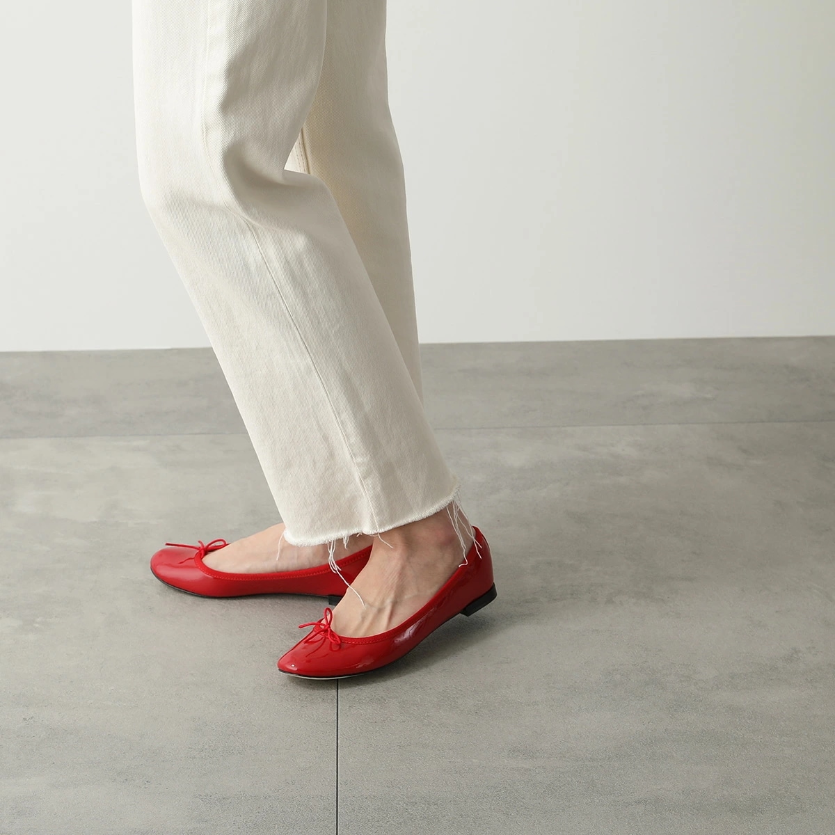 repetto レペット バレエシューズ VERNIS CENDRILLON AD BB べべ V086V レディース パテントレザー フラットパンプス 靴 カ 【mega】 repetto レペット バレエシューズ VERNIS CENDRILLON AD BB べべ V086V レディース パテントレザー フラットパンプス 靴 カ 【mega】