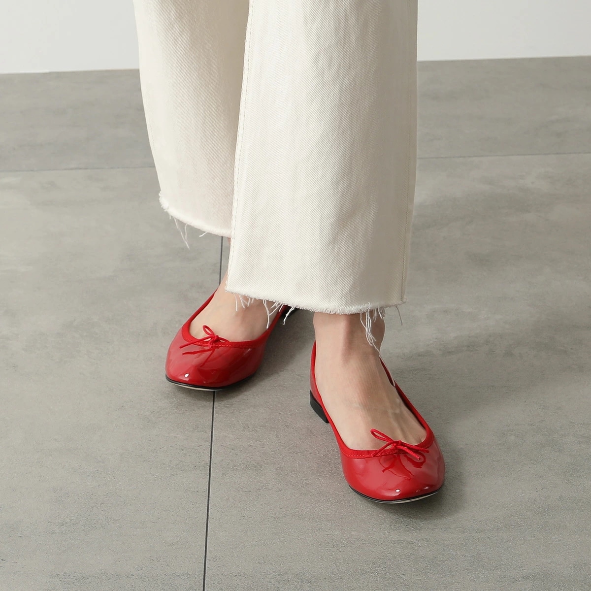 repetto レペット バレエシューズ VERNIS CENDRILLON AD BB べべ V086V レディース パテントレザー フラットパンプス 靴 カ 【mega】 repetto レペット バレエシューズ VERNIS CENDRILLON AD BB べべ V086V レディース パテントレザー フラットパンプス 靴 カ 【mega】