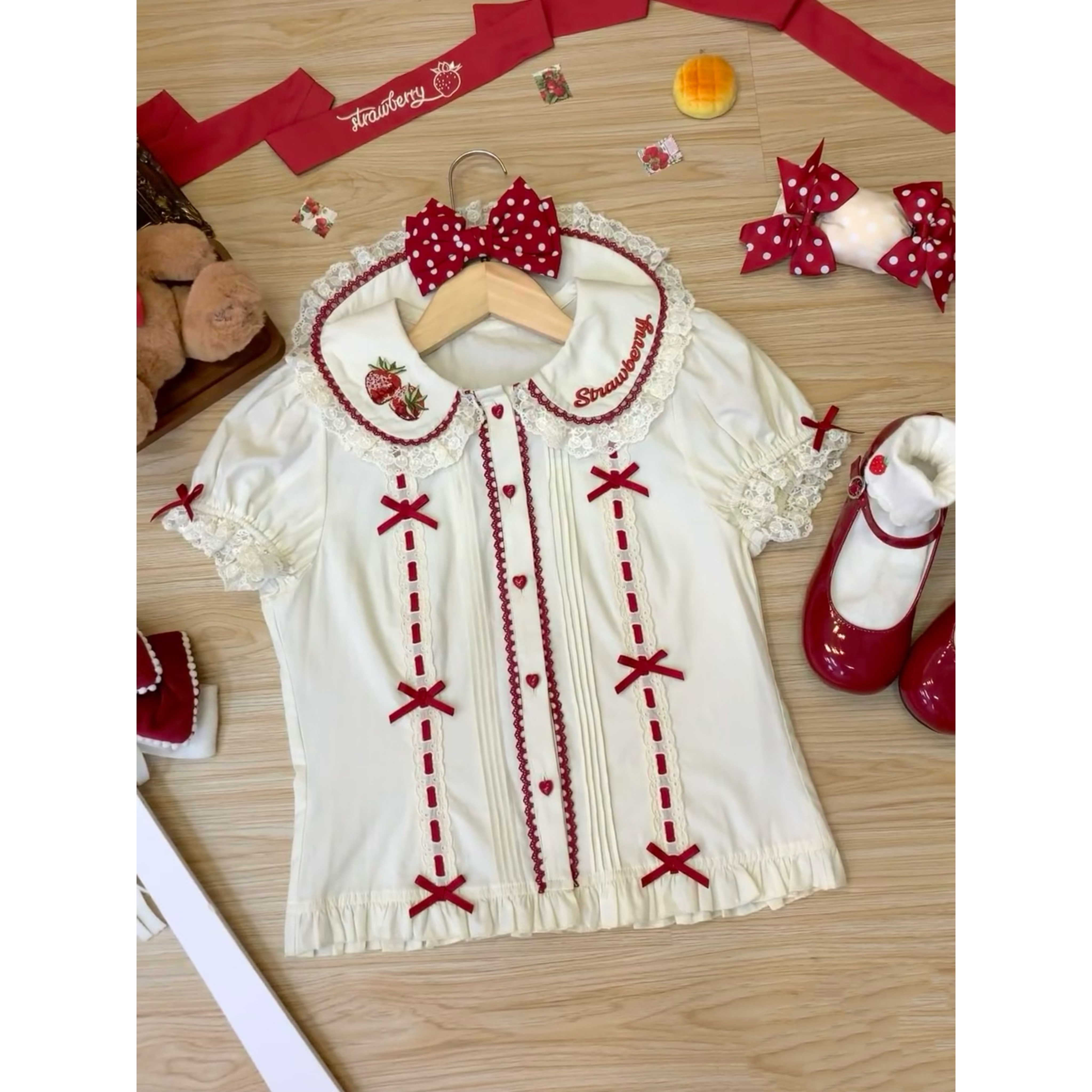 Lolita夏款自制内搭洛丽塔娃娃领可爱刺绣草莓短袖JSK打底衣 Lolita夏款自制内搭洛丽塔娃娃领可爱刺绣草莓短袖JSK打底衣