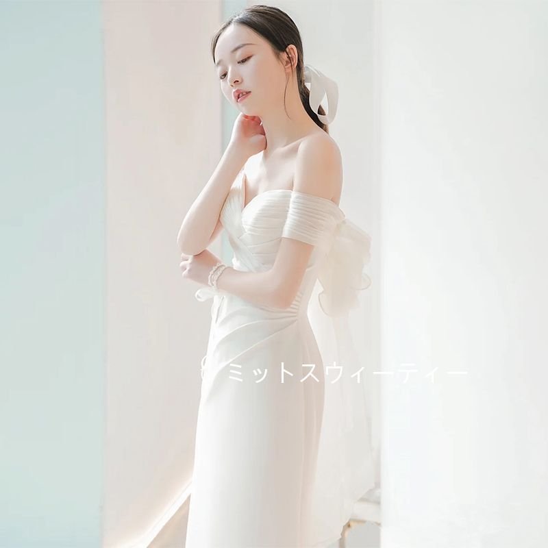 ウエディングドレス ... : レディース服 後ろリボン 結婚式 最新作人気
