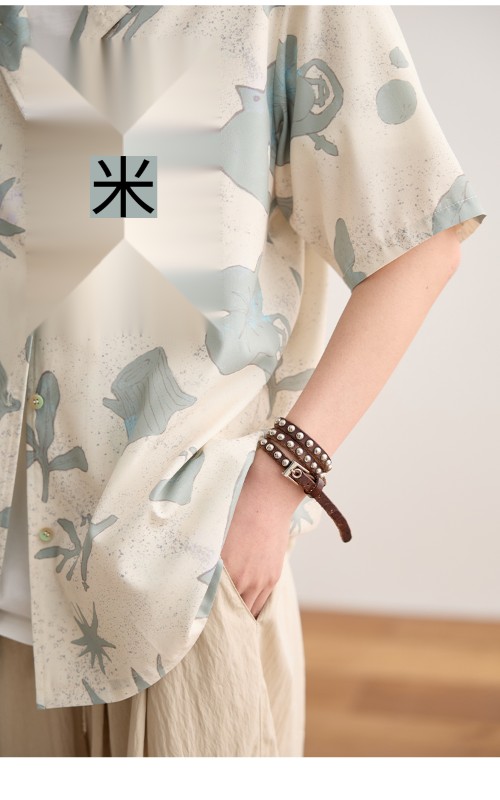 夏の新作プリント半袖シャツトップオリジナルルーズカジュアル半袖シャツ 夏の新作プリント半袖シャツトップオリジナルルーズカジュアル半袖シャツ