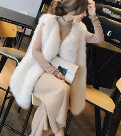 レディース ベスト コート ウール ミドル丈 袖なし ノースリーブ Vネック ふわふわ ポケット 前開き ボタンなし ファー 毛皮 かわいい 大人可愛い きれいめ シンプル 上品 おしゃれ かっこいい レディース ベスト コート ウール ミドル丈 袖なし ノースリーブ Vネック ふわふわ ポケット 前開き ボタンなし ファー 毛皮 かわいい 大人可愛い きれいめ シンプル 上品 おしゃれ かっこいい