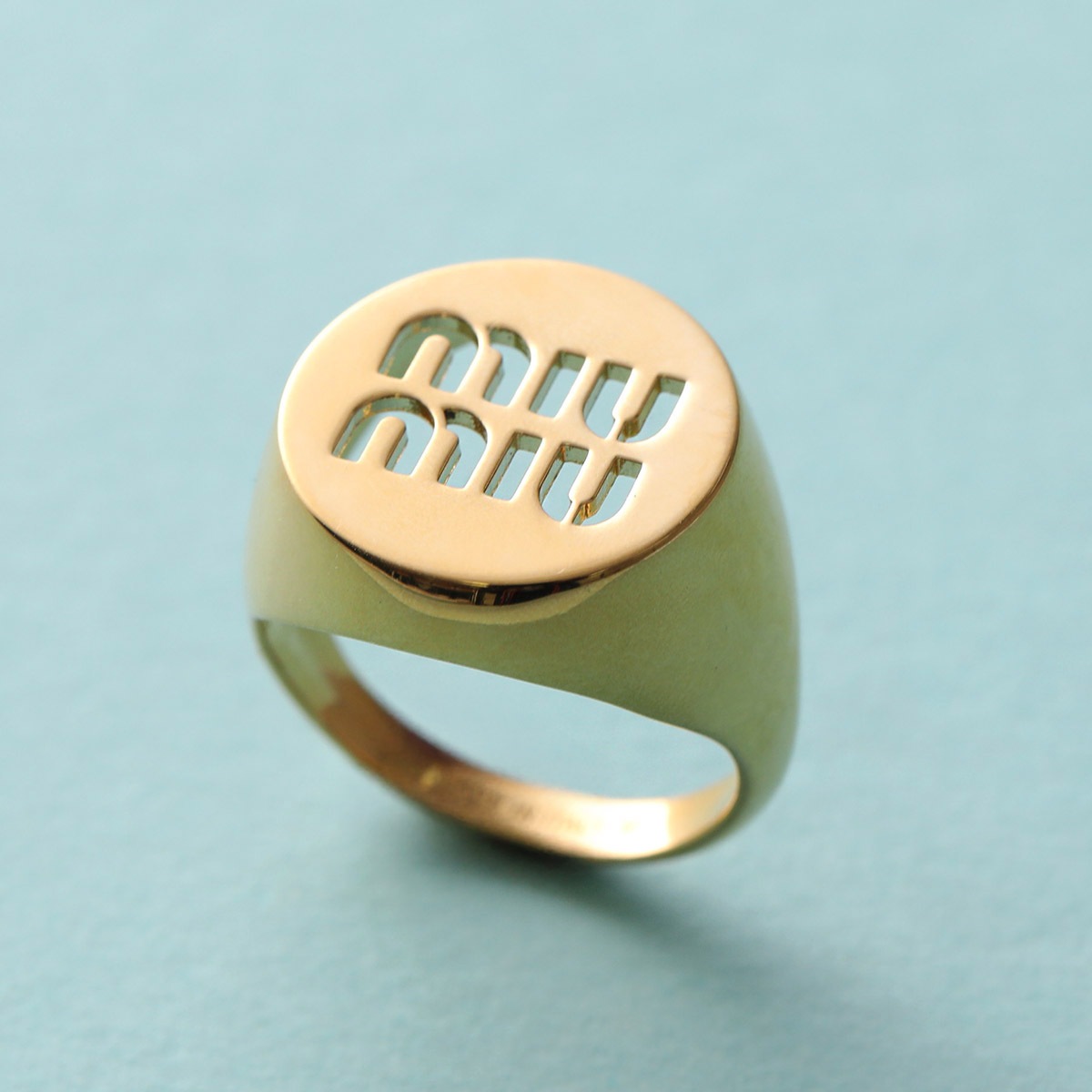 MIUMIU ミュウミュウ リング 5IA046 2DTU レディース シグネットリング 指輪 アクセサリー ブラス ロゴ F0056/ORO