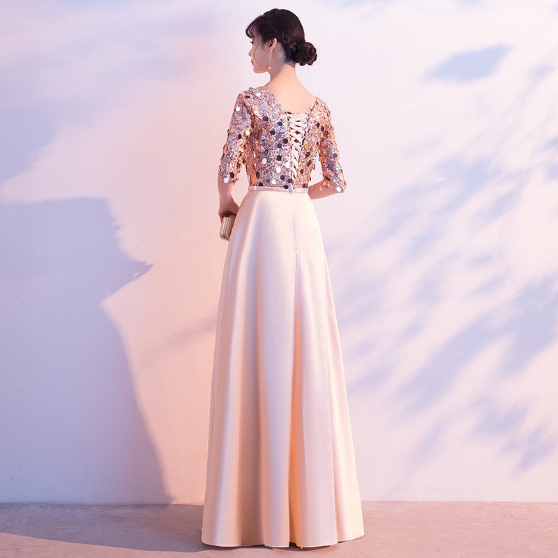 ゴールデンドレス女性2025合唱団のパフォーマンスドレスロングスカートレッドソングコーラス競技衣料