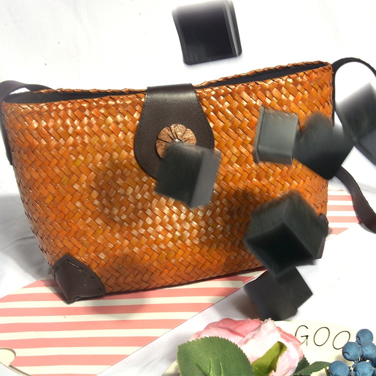 2024新潮ネット赤麦わら編みバッグエスニック風ハンドメイドニットシングルショルダー斜め掛けレディースレトロストローバッグ