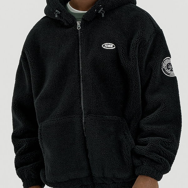 Qoo10] エフシーエムエム [IVE レイ 着用] 22FW 新着