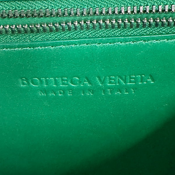 ボッテガヴェネタ BOTTEGAVENETA ショルダーバッグ ザ クリップ レザー グリーン レディース z0928