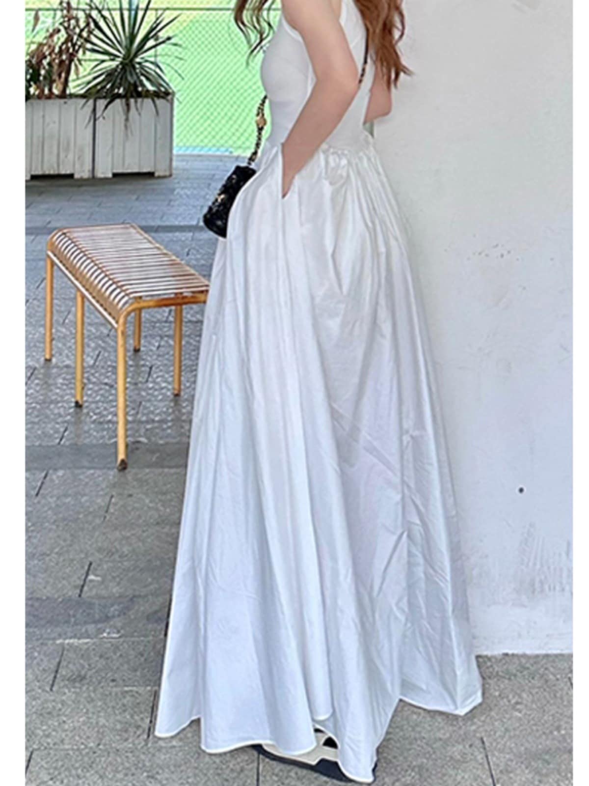 2024年夏新作 白サスペンダードレス レディース 海辺リゾートスタイル フレンチウエストスタイル Aラインロングスカート 2024年夏新作 白サスペンダードレス レディース 海辺リゾートスタイル フレンチウエストスタイル Aラインロングスカート