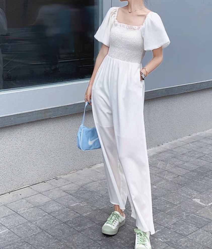 ジャンプスーツ 半袖 かわいい 大人可愛い きれいめ シンプル カジュアル 大人 上品 おしゃれ お洒落 大人女子 こなれ感 個性的 主役級 存在感 美容師 メイクアップアーティスト ネイリスト