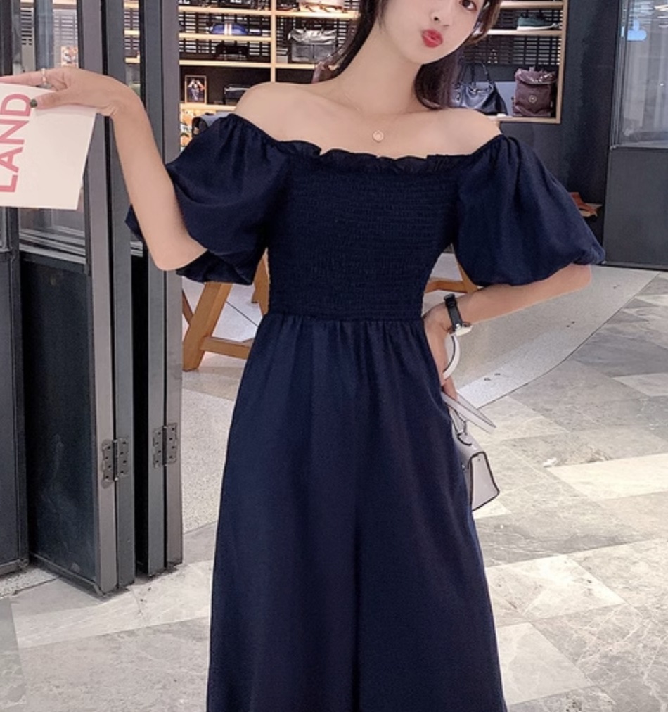 ジャンプスーツ 半袖 かわいい 大人可愛い きれいめ シンプル カジュアル 大人 上品 おしゃれ お洒落 大人女子 こなれ感 個性的 主役級 存在感 美容師 メイクアップアーティスト ネイリスト
